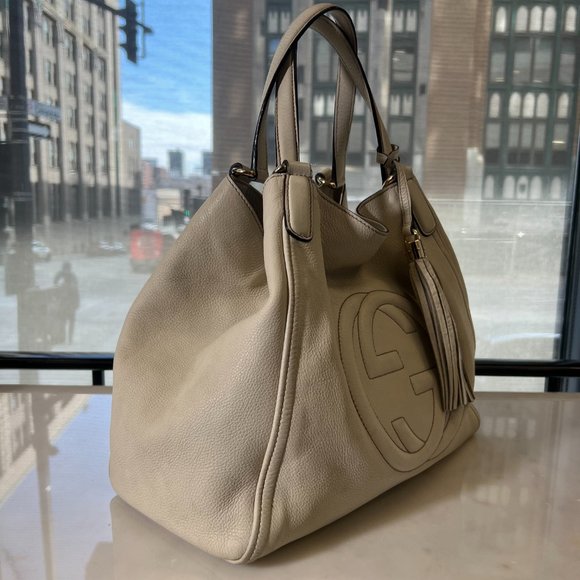 Gucci Pebbled Calfskin Soho Shoulder Bag Off White - Picture 2 of 15